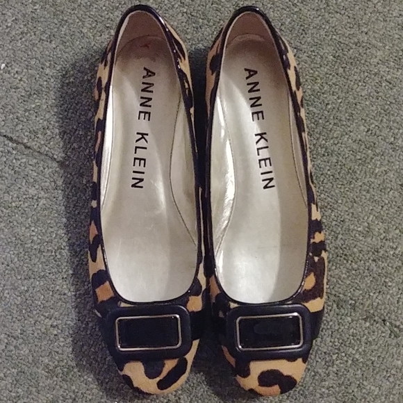 Anne Klein Flats - Picture 1 of 3